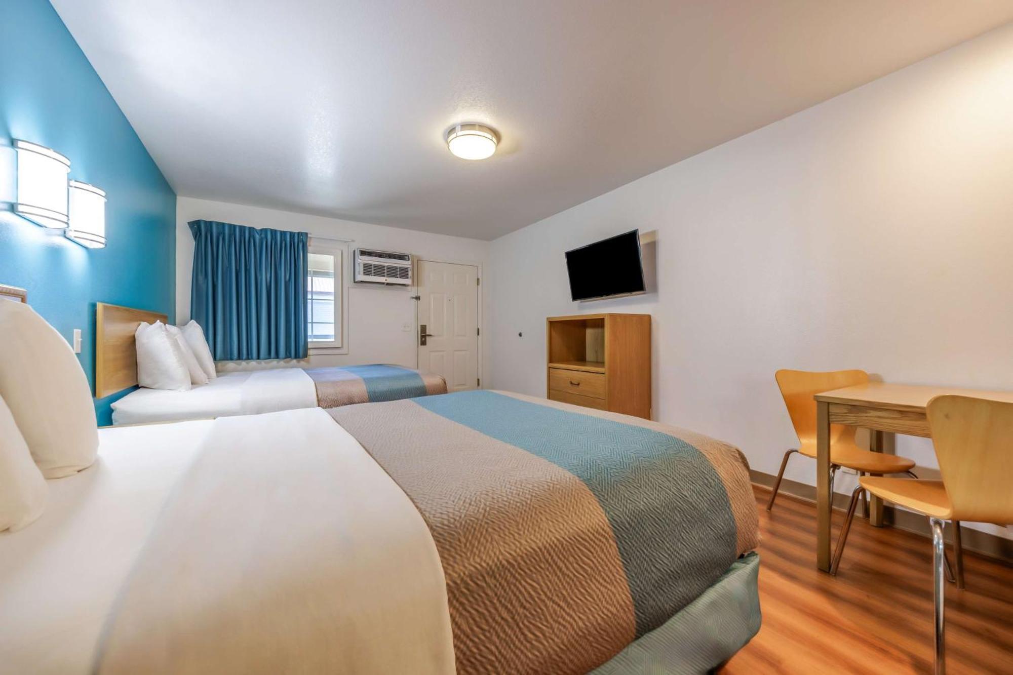 Motel 6-Canby, Or ภายนอก รูปภาพ
